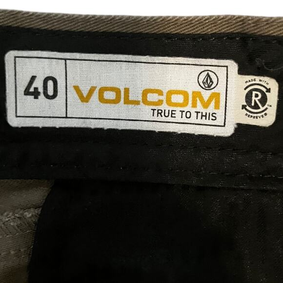 Volcom Repreve Chino Shorts Khaki Size 40 Men’s Casual Stretch Walk Shorts - Picture 3 of 6